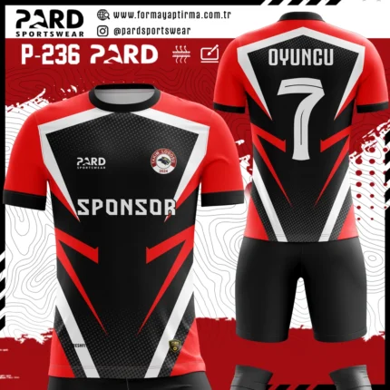 Kırmızı siyah forma